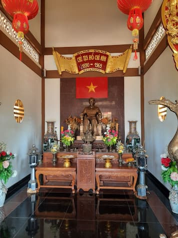 provinciehoofdstad Nakhon Phanom 12 Verering van de Vader des Vaderlands © Bert Sitters