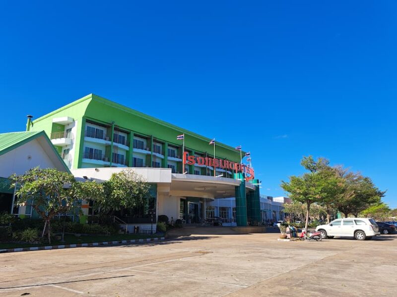 Yasothon provinciehoofdstad 31 The Green Park Grand is binnen aantrekkelijk © Bert Sitters