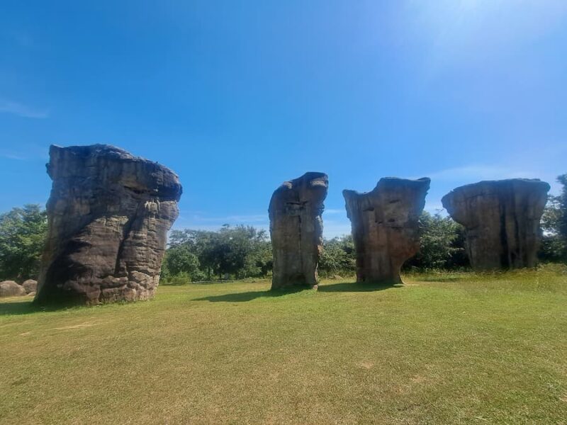 Tha Ton National Park in Chaiyaphum 5 "Stonehenge" in Thailand © Bert Sitters