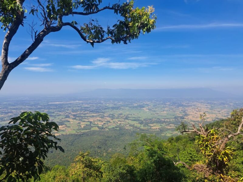 Mo Hin Khao (het Thaise Stonehenge) in Chaiyaphum 4 Phahuarak View Point © Bert Sitters
