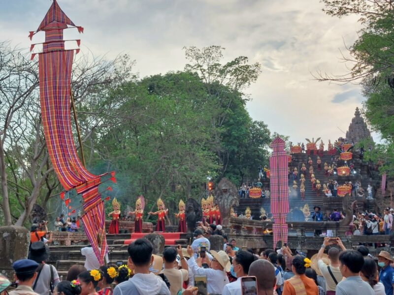 Khmertempels in Buriram 2 Trappen naar Phanom Rung © TAT