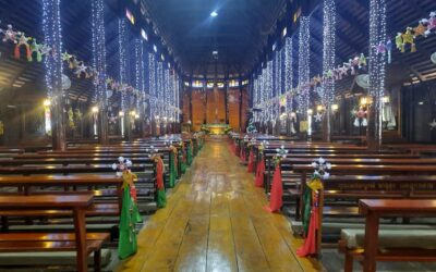 De grootse houten kerk van Thailand © Bert Sitters