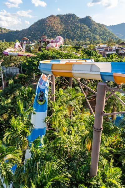 Pretpark Nakhon Ratchasima Scenical World © Bert Sitters