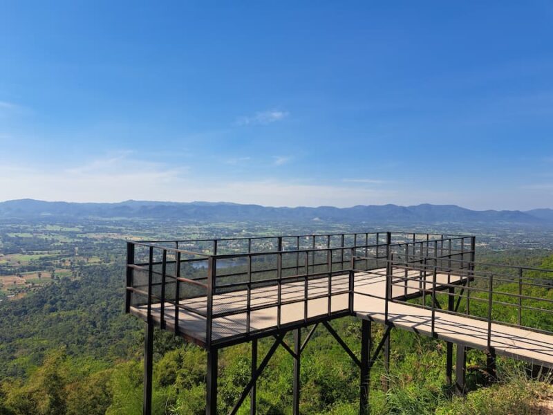 Provincie Chaiyaphum 8 Boven het grote dal © Bert Sitters