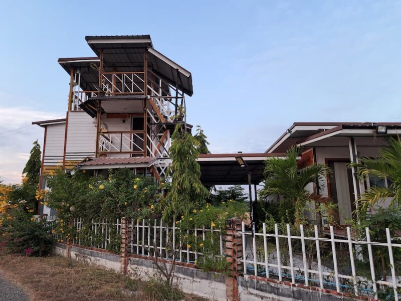 Na Dun 9 Hong Phak Na Dun Resort © Bert Sitters