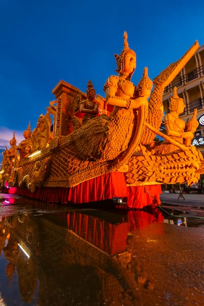 Nakhon Ratchasima (Korat) provinciehoofdstad 11 Candle Festival in Korat © TAT