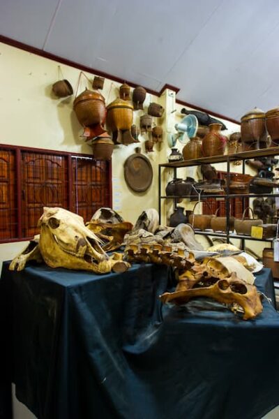 Provinciehoofdstad Maha Sarakham 6 Collectie oudheid © TAT