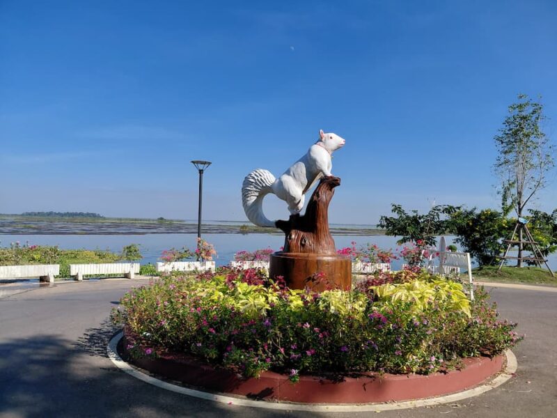 Bij-het-meer-©-Bert-Sitters