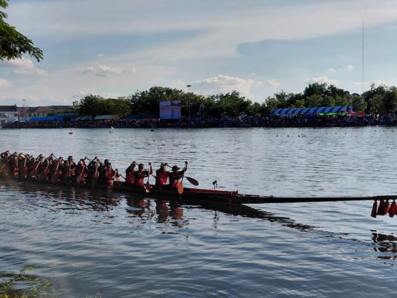 Phimai Historical Park 10 Bootraces-Phimai-©-Bert-Sitters