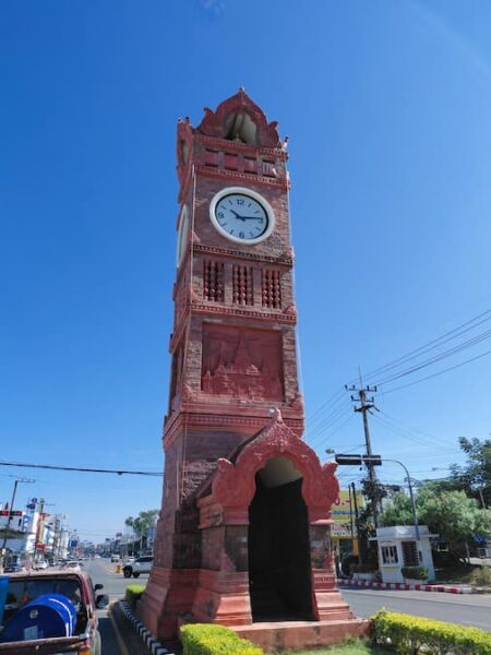 De-klokkentoren-van-Sakon-Nakhon-©-Bert-Sitters