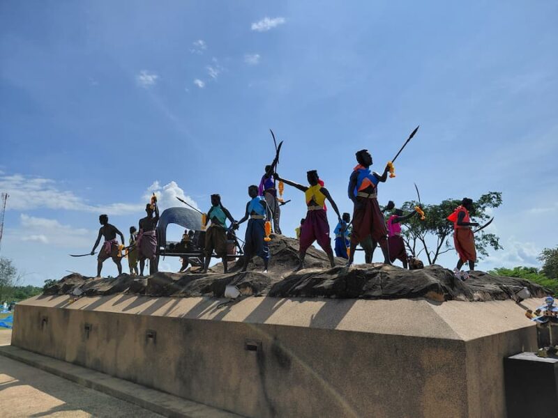 Phimai Historical Park 8 Thung-Samrit-Memorial-©-Bert-Sitters