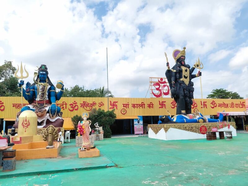 Wat-Rathanaphiman-©-Bert-Sitters