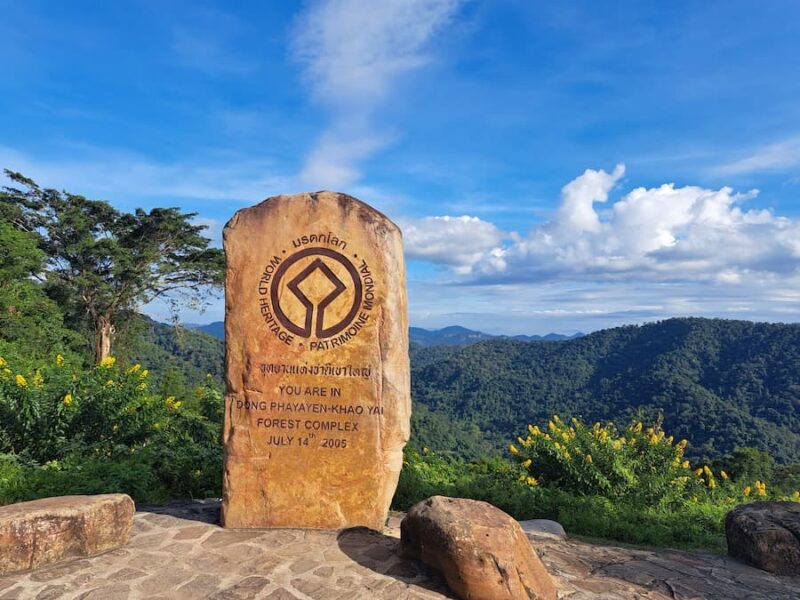 Monument provincie Nakhon Ratchisima © Bert Sitters