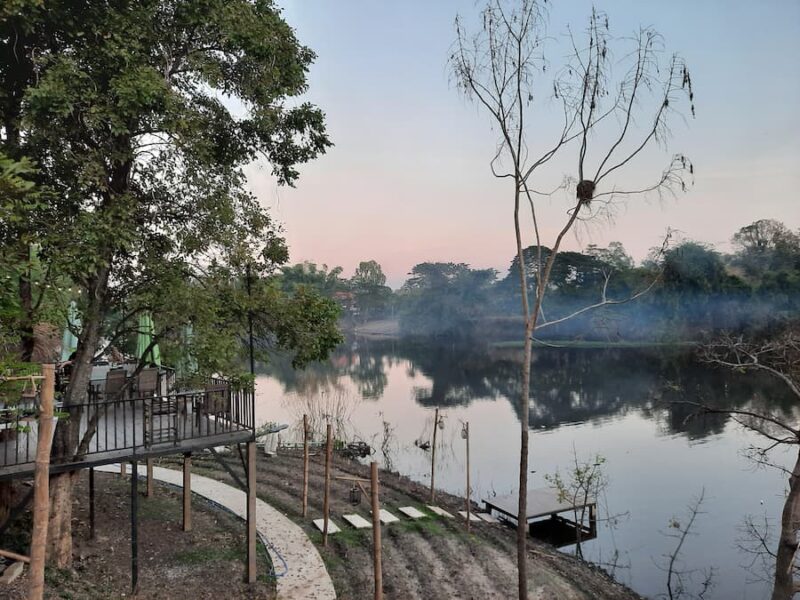 Morocco Blue Café by Chilong River Resort** in de provincie Maha Sarakham. © Bert Sitters