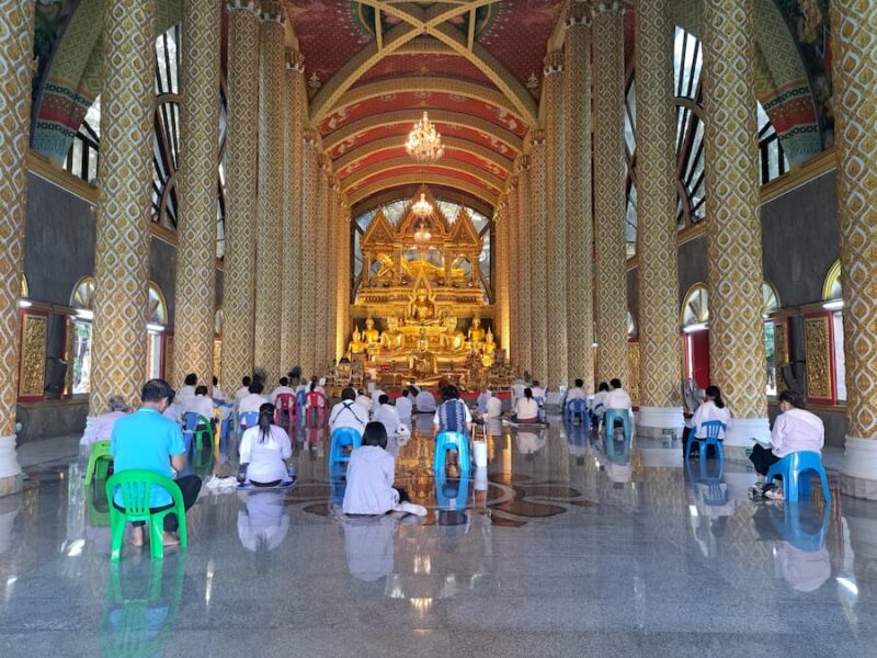 Dhammyuttika tempel Phra That Nong Bua-tempel in de provincie Ubon Ratchatani. © Bert Sitters